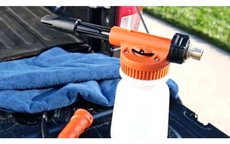 gilmour spray bottle