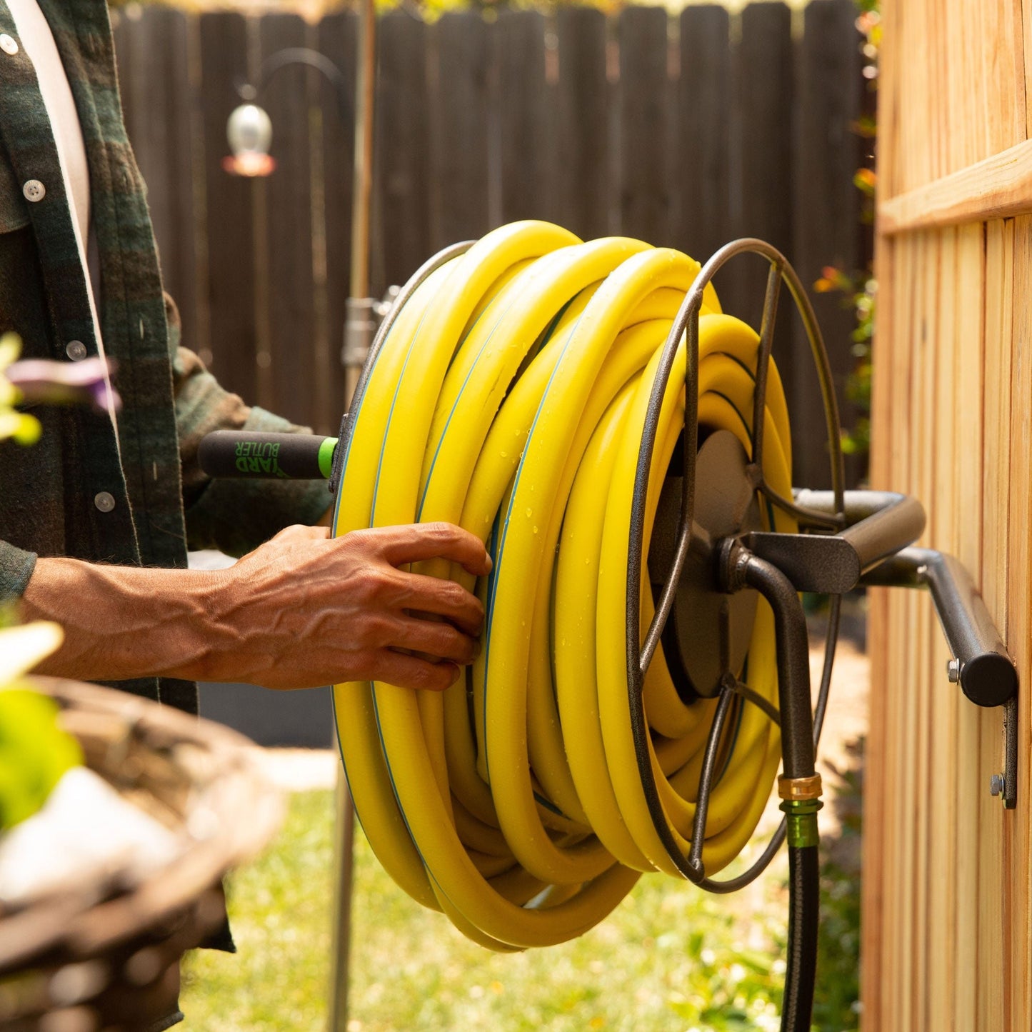 Yard Butler Swivel Reel - Wall Mount