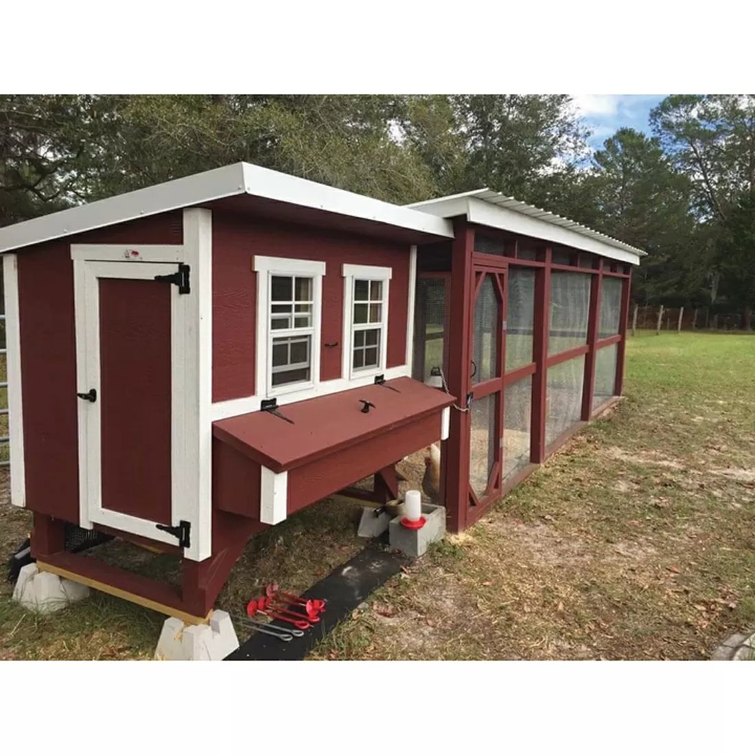 OverEZ Chicken Coops - QC Supply -