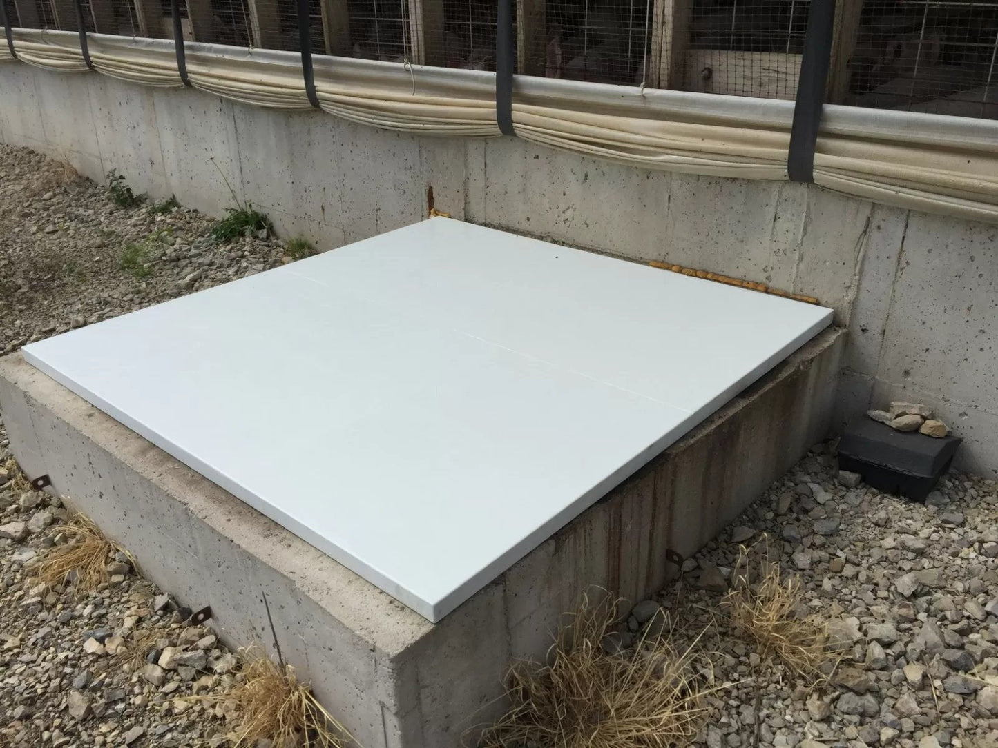 Poly Pit Pump Out Cover - 6' x 6' - QC Supply -