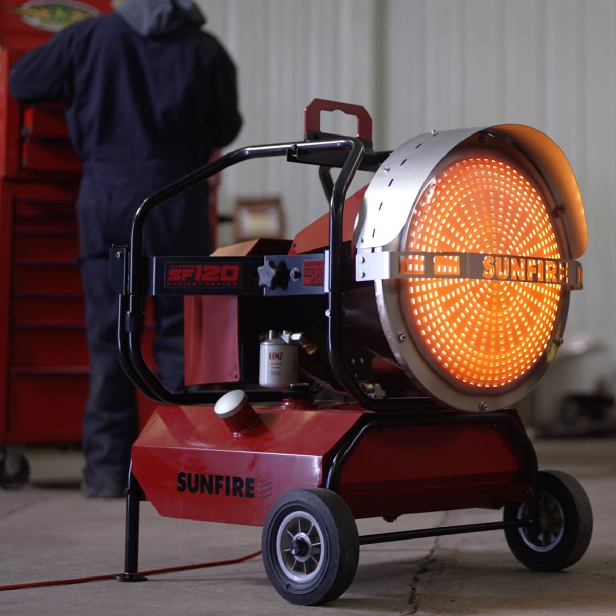 Sunfire SF120 Portable indoor/Outdoor Radiant Diesel/Kerosene Heater - 120,000 BTU - QC Supply -