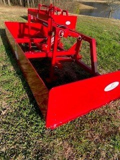 Litter Level 8 ft. Wide Hydraulic Box Blade